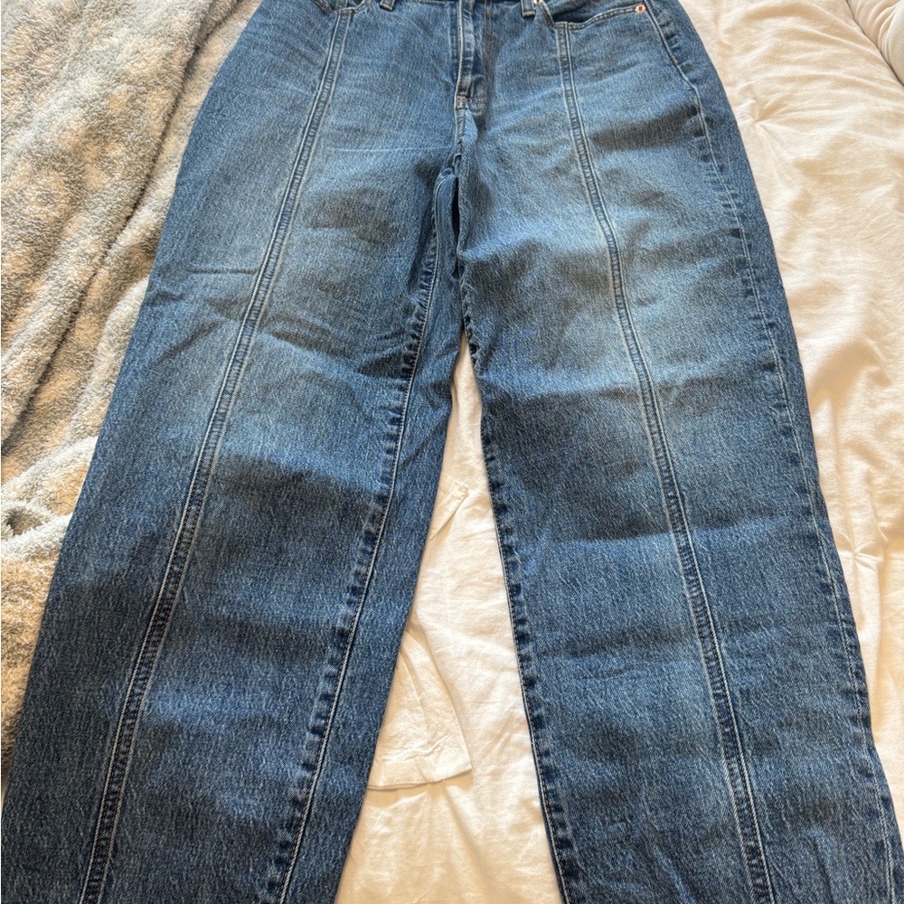 Universal Thread Blue Straight Leg Jeans - Picture 2 of 5